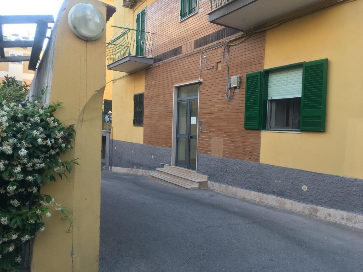 Neapolis Bay Apartment Portici Exterior photo